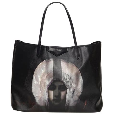 givenchy antigona pvc